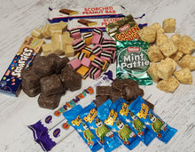 Load image into Gallery viewer, Old Favourites Hamper - Sunshine Confectionery