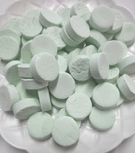 Load image into Gallery viewer, Spearmint Discs 300g - Sunshine Confectionery
