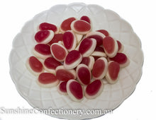Load image into Gallery viewer, Strawberries &amp; Cream - Fresha - Sunshine Confectionery
