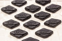 Load image into Gallery viewer, Dutch Licorice Medium Diamonds - Schuinzout - Sunshine Confectionery