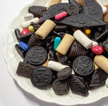 Load image into Gallery viewer, Dutch Licorice  Mixture 450g - Sunshine Confectionery
