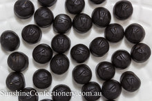 Load image into Gallery viewer, Dutch Soft Buttons - Katzen Pfotchen - Sunshine Confectionery