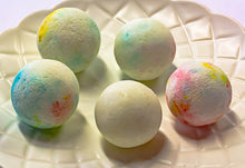 Load image into Gallery viewer, Gobstoppers - Golf Ball Size - Sunshine Confectionery