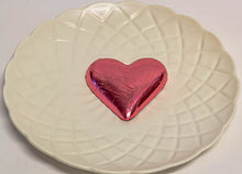 Load image into Gallery viewer, Hearts - Milk Chocolate 30g Hearts in Pink Foil tub of 30 - Sunshine Confectionery
