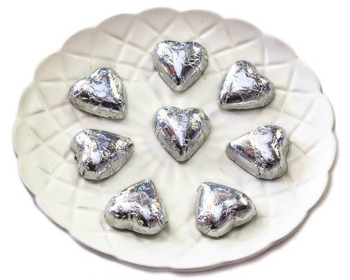 Hearts - Milk Chocolate Hearts in Silver Foil 1kg - Sunshine Confectionery