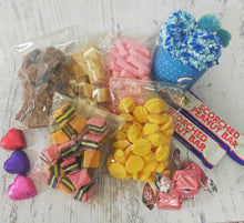 Load image into Gallery viewer, Hamper - Ladies Pamper Pack of Sweets, Chocolates and Socks - Sunshine Confectionery
