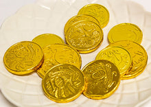 Load image into Gallery viewer, Christmas Gold Coins in Mesh Bags 75g - Sunshine Confectionery
