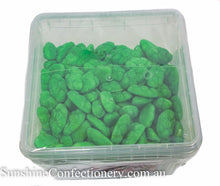 Load image into Gallery viewer, Watermelon Clouds tub 1.45kg - Sunshine Confectionery
