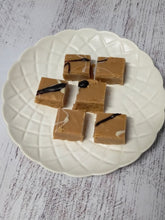 Load image into Gallery viewer, Lemon Myrtle and Macadamia Fudge 100g - Sunshine Confectionery
