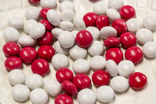 Load image into Gallery viewer, Dutch Red &amp; White Buttons 1kg - Sunshine Confectionery
