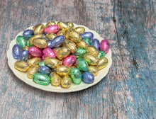Load image into Gallery viewer, Easter Eggs Milk Chocolate Mini Solid 1kg - Sunshine Confectionery
