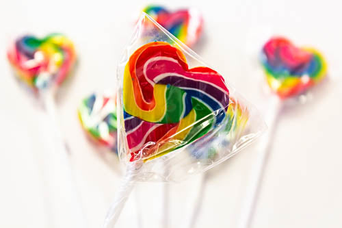 Lollipops - Rainbow Mini Swirly Heart Lollipop 24pc - Sunshine Confectionery